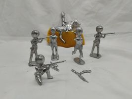 Lot Of (6) Vintage Historical Military British Lead Miniatures 1-3&quot; - $24.25