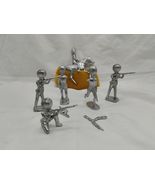 Lot Of (6) Vintage Historical Military British Lead Miniatures 1-3" - $24.25