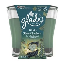 Glade Scented Glass Candle, Warm Flannel Embrace, 3.4 Oz - £11.81 GBP