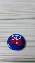 Vintage American Girl Grin Pin South Dakota  Pleasant Company - $3.95