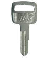 1 Yamaha Various Models Boats YH52 YAMA34D Key Blank Keys Blanks - $9.56 CAD