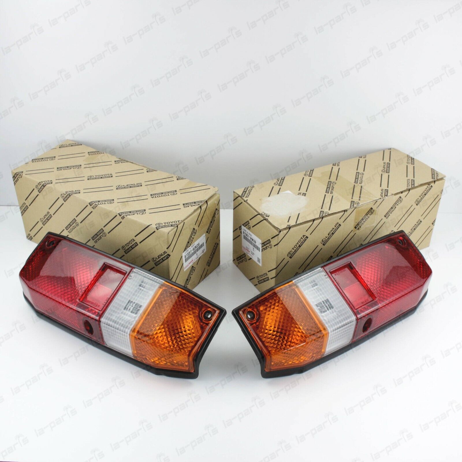 GENUINE TOYOTA LAND CRUISER FJ70 FJ73 FJ75 HJ75 REAR TAIL LIGHT LAMP SET... - $189.00