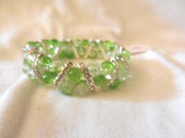 NeW Green Crystal Clear Crackle Glass Beads Stretch Rhinestones  Bracelet  - £4.00 GBP