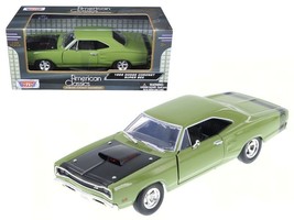 1969 Dodge Coronet Super Bee Green 1/24 Diecast Model Car by Motormax - £32.32 GBP