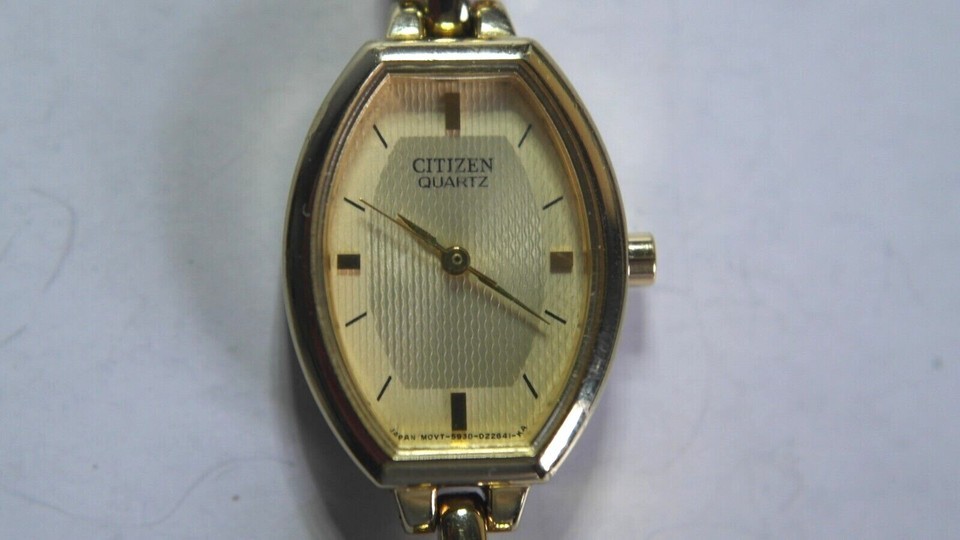 CITIZEN 4N0408 Japan Quartz Gold Dress  Women&#39;s Wristwatch - $21.29