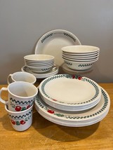 Corelle Farm Fresh Homemade Apples Green Grapes Replacement Dishes Plate... - $6.93+