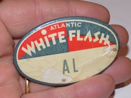 Vintage Atlantic White Flash Al Gas Station Attendant Button - $23.76