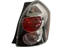 09-10 GENUINE PONTIAC VIBE PASSENGER SIDE TAIL LAMP, NEW OEM PART, P/N 8... - $327.65 CAD