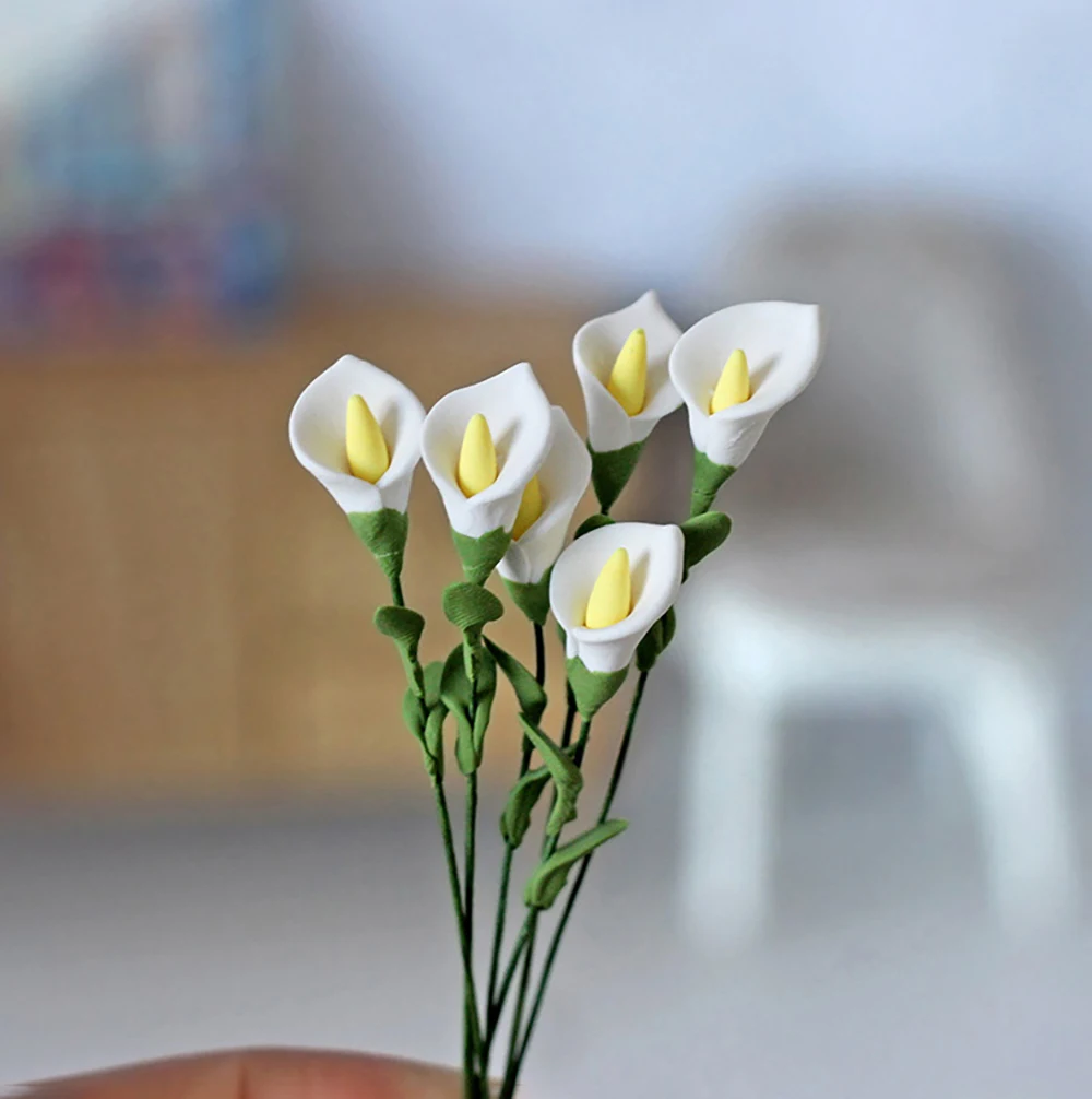 6Pcs 1/12 Doll House Miniature Resin Clay Calla Lily Simulation Flower Model Toy - £12.00 GBP