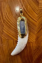 Easton Elle women's blue kyanite shell pendant size One Size - $44.55