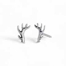  Sterling Silver Tiny Antler Post Earrings 5x9mm - €18,41 EUR