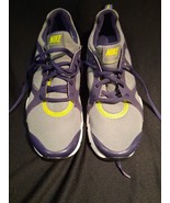 Nike Training In Season Tr2 Woman’s Gray/purple Sneakers/Running Shoes Sz 6 - $338.36 MXN