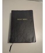 Holy Bible King James Version Super Giant Print Reference Holman 1996 Black - $639.34 MXN