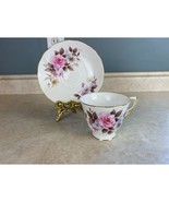 Queen Anne Bone China England Patt. 8686 Tea Cup And Saucer Set - $25.78 CAD