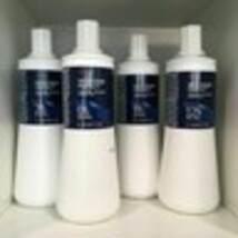 Wella Welloxon Perfect Crème Developer 20 Volume (6%) 128 oz, 1 Gal  image 6