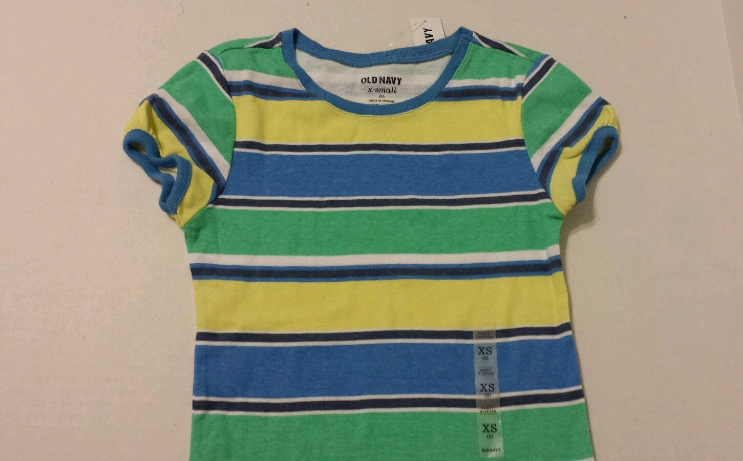 Old Navy Girls Shirt XS 5 Striped Kids New - $8.99