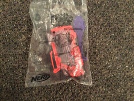 Burger King Kids Meal Toy, Red Nerf Gun, Unopened - €4,91 EUR