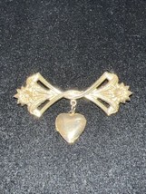 Lillian Vernon Brooch Pin with Dangle Heart Locket - £15.98 GBP