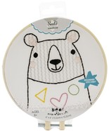 Fabric Editions Needle Creations Easy Stitch Kits Bear - $244.51 MXN