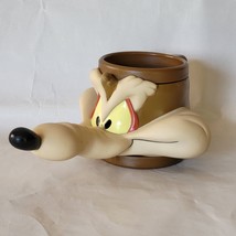 Wile E Coyote Mug Cup Looney Tunes 3D Warner Brothers 1992 1993 Vintage - £7.41 GBP