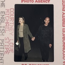 1996 Courtney Love &amp; Michael Stipe Celebrity Color Photo Transparency Slide - £9.74 GBP