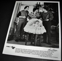 1986 Movie 3 MEN AND A CRADLE Press 8x10 Photo Michel Boujenah Roland Gi... - $7.95