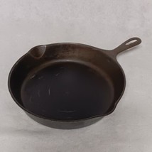 Wagner Cast Iron #8 Skillet 10.5&quot; Unmarked Sits Flat No Wobble or Spin - £33.82 GBP