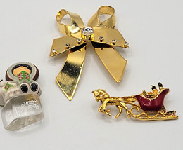 3 Merry Christmas Holiday Pins Brooch Gold-tone Sleigh Big Bow Ice Eskim... - £15.61 GBP