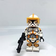 Commander Cody Minifigure Star Wars Phase 1 Clone with DC-15s Blaster - £4.77 GBP