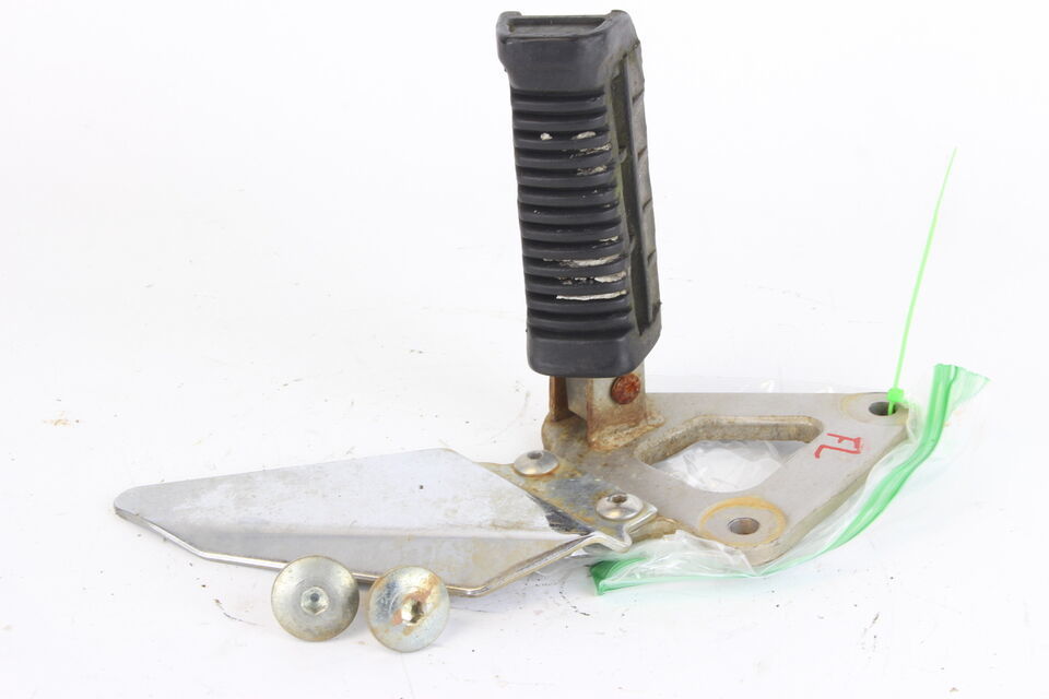 1992 Suzuki Gs500e Left Front Foot Rest Peg Step c3064 - $24.74