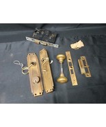 Antique Brass Door Lock Hardware Set Knobs Back Plates Complete With 1 K... - €78,73 EUR