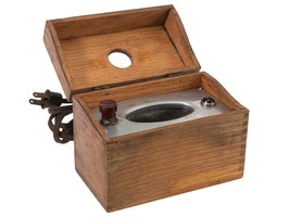 Vintage Charger Tool - Dovetail Oak Box With Original Wire and Charging ... - $23.38