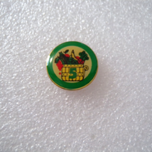 5 Year Grocery Employee Recognition Food Bushel Basket Lapel Hat Pin Badge - £7.06 GBP