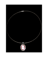 Exquisitely beautiful vintage cameo necklace - $78.71 CAD