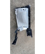 RANGE ROVER L405 13-22 REAR PASSENGER RIGHT BUMPER BRACKET W/HEAT SHIELD... - $137.84 CAD