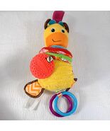 Infantino Hug and Tug Musical Giraffe Baby Plush Toy Crinkle lullaby mus... - $474.55 MXN