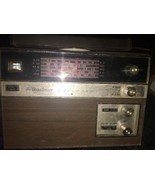 Vintage Transistor Radio The Broadmoor Portable Leather Casing AM-FM AC-DC - $2,976.30 MXN