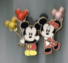 Disney Mickey and Minnie Mouse Pin Trading walt disney world Disneyland - $14.43