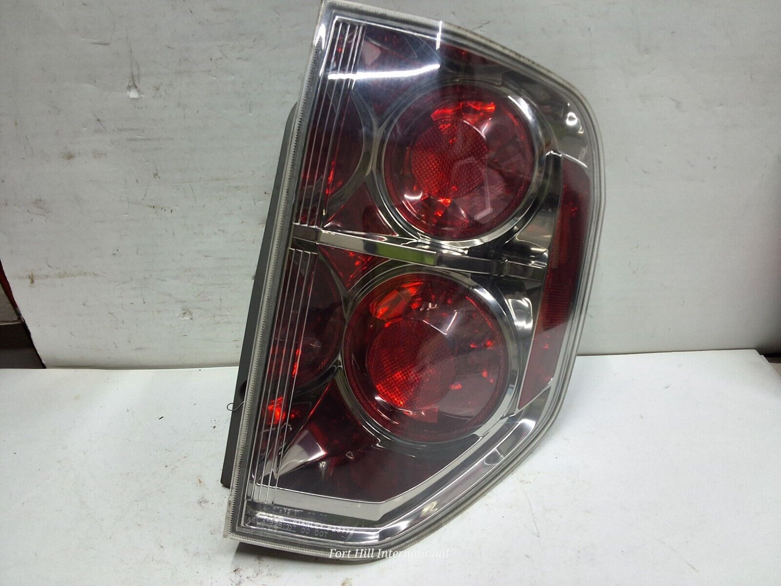 06 07 08 Honda pilot right passenger outer tail light assembly OEM - $24.74