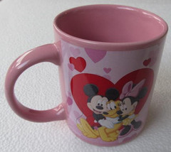 Disney Store Minnie &amp; Friends Valentine Pink Monogram Ceramic Coffee Mug - £15.80 GBP
