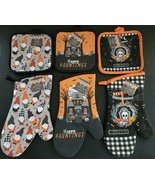 Halloween Kitchen Linen Oven Mitts &amp; Potholders S21, Select Item - $2.99