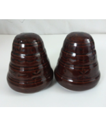 Vintage 1940s Marcrest Stoneware Daisy Dot Salt &amp; Pepper Shakers - $15.51