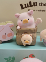 Toyzeroplus X Cici&#39;s Story Lulu Pig The Piggy Caturday Paper Bag Mini Figure Toy - £22.35 GBP