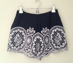 NWT Intermix Designer Cotton Silk Blend Black Shorts White Crochet Lace P $245 - £96.54 GBP