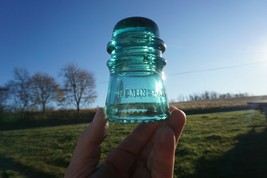 Blue Aqua Hemingray No. 16  CD 121 Glass Insulator with a Amber Streak - £19.29 GBP