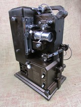 Vintage Kodascope 8mm Movie projector Model 50 w/case &amp; extras WORKS - £45.89 GBP