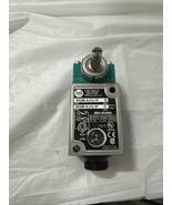 ALLEN BRADLEY 802M-AJ1L1F LIMIT SWITCH - €128,47 EUR