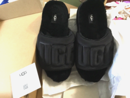 UGG women’s Maxi Graphic Black Logo Slide Sheepskin 2.5” Platform Sandals 8 NEW - £62.51 GBP
