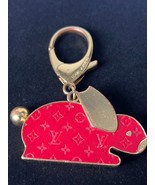 Authentic Louis Vuitton Rabbit Purse Charm- Red - €236,05 EUR