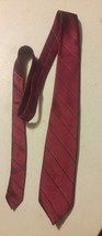 000 Vintage Wembly Red Stripe Tie Silk? - $37.88 MXN